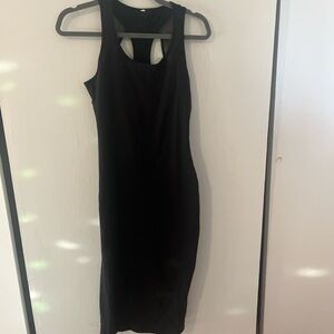 Black Sleeveless Lululemon Midi Dress